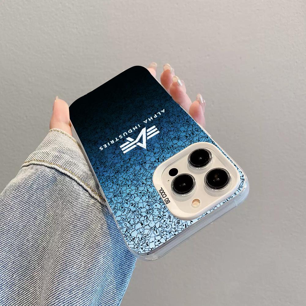 Phone Cases Vogue - غطاء هاتف فوغ إيه-ألفا إندستريز بلون
