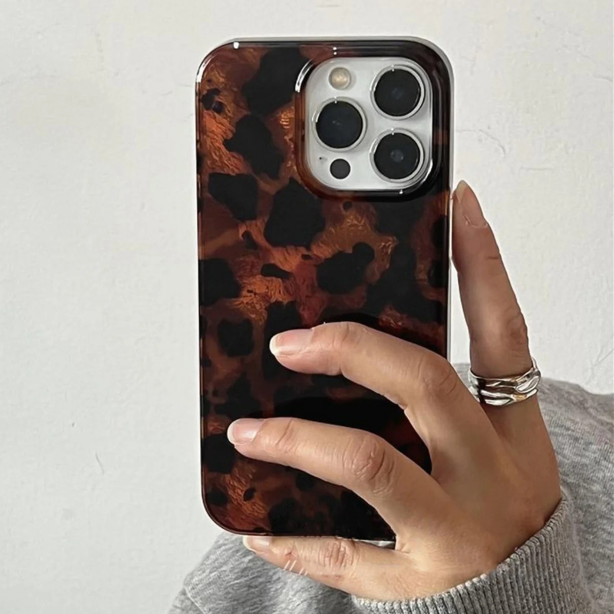 Phone Cases Leopard Print - غطاء هاتف بتصميم كهرماني عتيق بنقشة