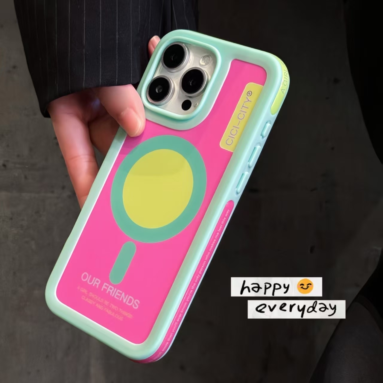 غطاء حماية لهواتف آيفون 13 و14 - مراجعة Phone Cases Vogue وسعره