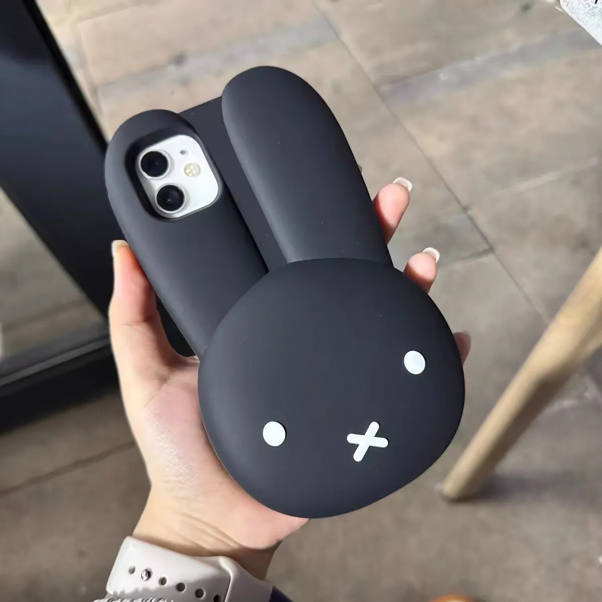 غطاء هاتف سيليكون أسود بتصميم  - مراجعة Phone Cases Big W وسعره