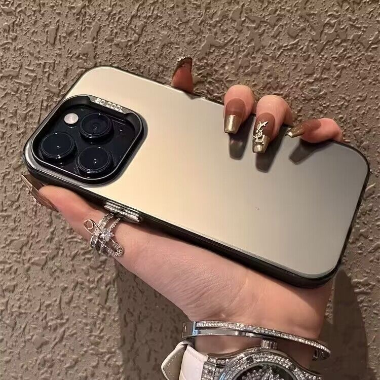 غطاء هاتف فاخر بخطوط عمودية لآ - مراجعة Phone Cases Vogue وسعره