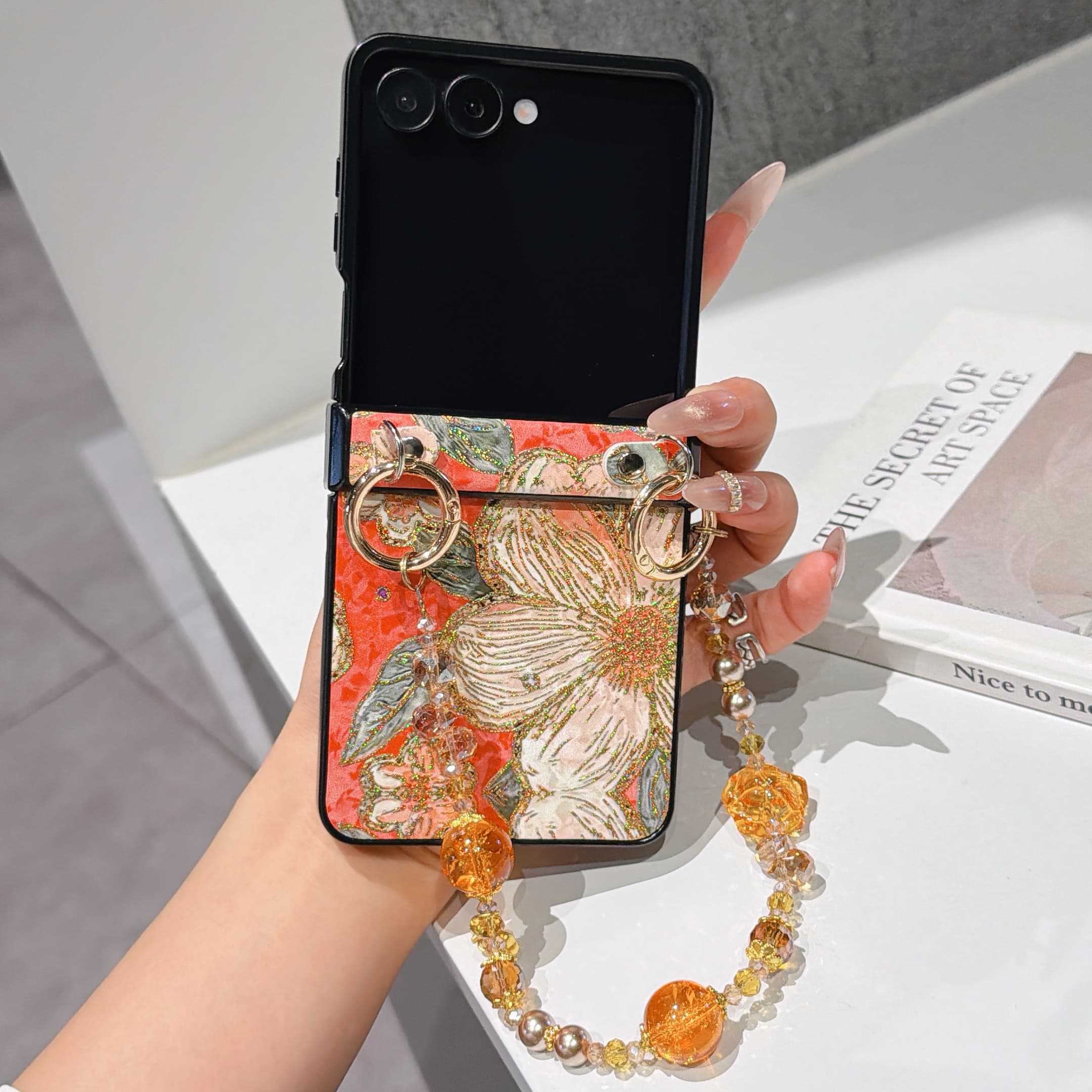 غطاء حماية مفصلي من جلد البولي - مراجعة Flip Leather Case وسعره