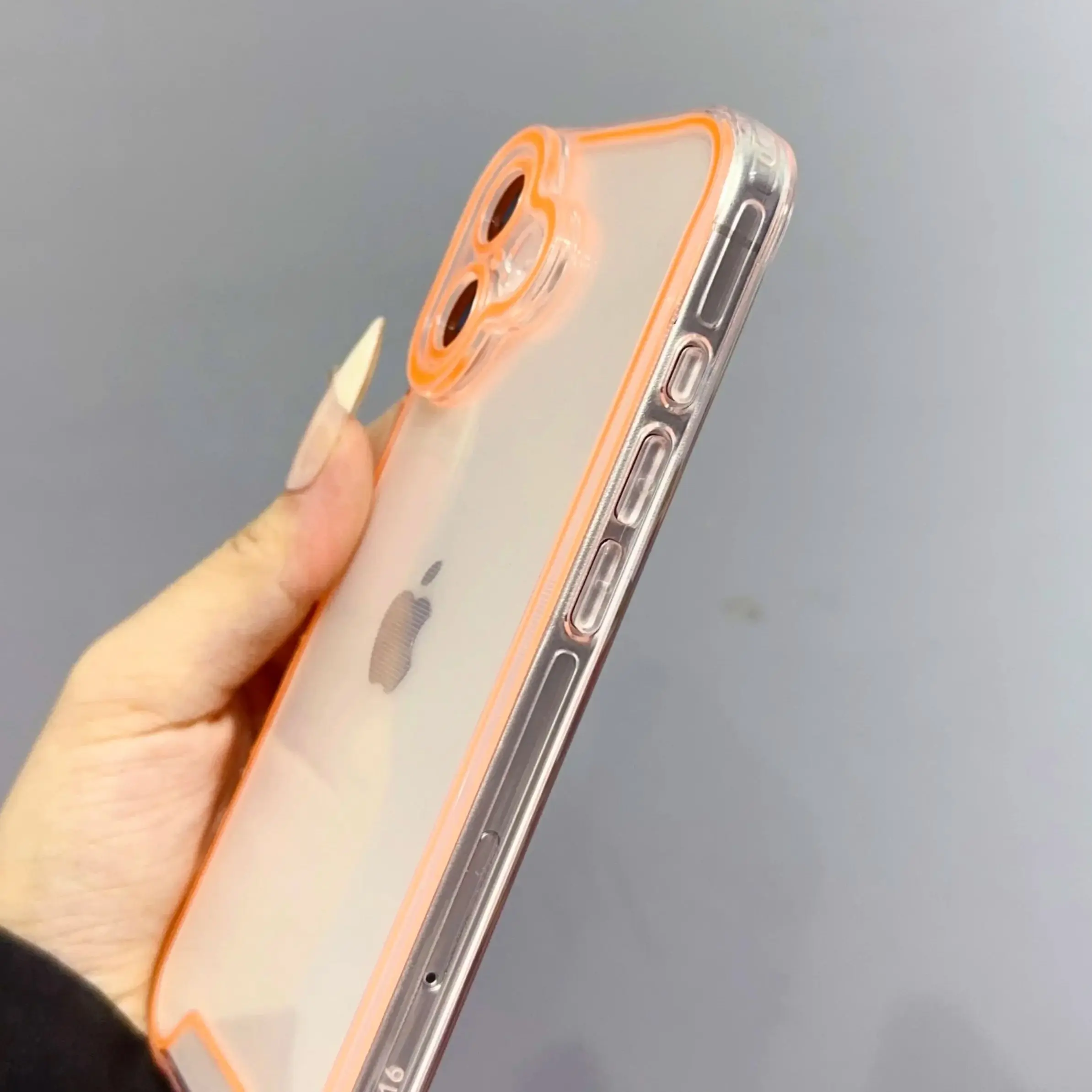 حافظة شفافة مضيئة بإضاءة ليلية - مراجعة Phone Cases Vogue وسعره