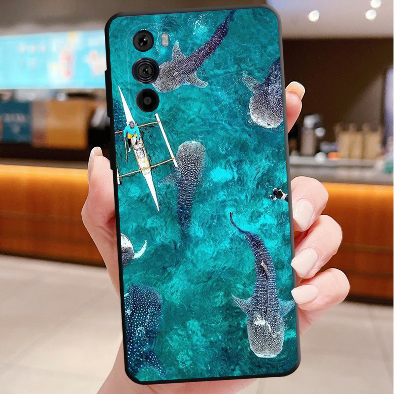 حافظة هاتف تايجر شارك لهاتف مو - مراجعة Phone Cases Motorola Edge 2025 وسعره