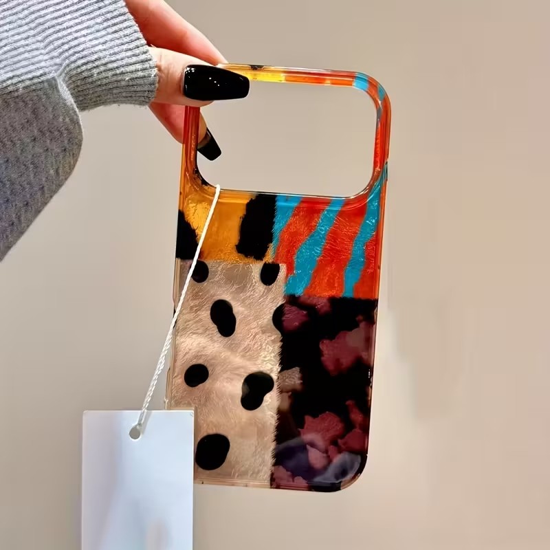 غطاء هاتف بتصميم مخطط ملون مع  - مراجعة Phone Cases Zebra وسعره